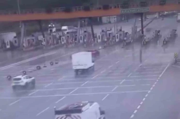 Bursa’da otoyolda pes dedirten görüntü: Ters şeritte kilometrelerce ilerledi 