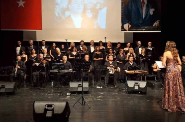 Bursa’da Zeki Müren şarkıları gecesi 