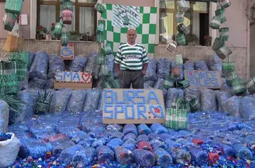 Bursa’nın sessiz kahramanı bu kez Bursaspor için kapak topluyor
