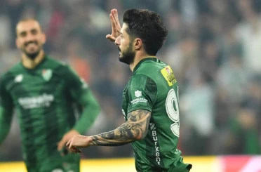 Bursaspor’da iç transfer: Barış Gök ile yola devam 