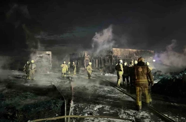 Büyükçekmece’de depoda çıkan yangın söndürüldü 