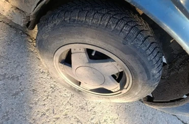 Büyükdere-Doğançayır yolundaki çukur trafiği tehlikeye atıyor 