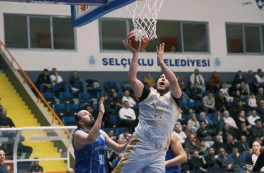 Büyükşehir Basketbol taraftarının önünde güldü!