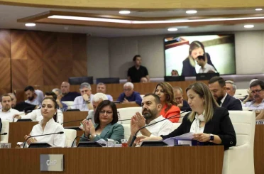 Büyükşehir Meclisi’nde Aksu’da akaryakıt ve servis istasyonu planı kabul edildi 