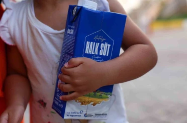 Büyükşehir’den çocuklara 773 bin 400 litre süt desteği 