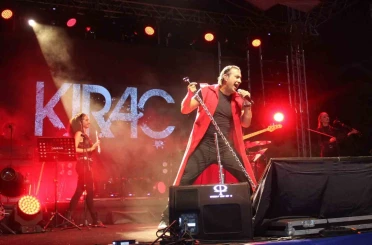 Büyükşehir’in ’kurtuluş etkinlikleri’ Sultanhisarlıları coşturdu 