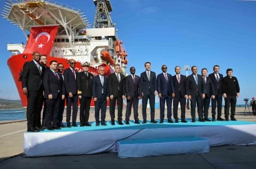 Çağrı Bey sondaj gemisi, Bakan Bayraktar’ın katıldığı törenle Somali’ye uğurlandı 