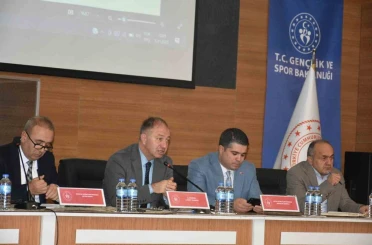 Çakmur: Başarılarımızı takım ruhu ile elde ediyoruz 