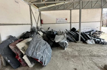 Çalıntı araç operasyonunda 4 kişi gözaltına alındı