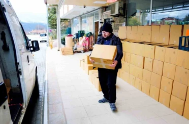 Çameli Belediyesinden ihtiyaç sahiplerine Ramazan kolisi desteği 