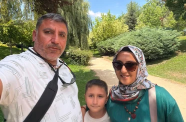 Çanakkale’de, iddiaya göre dairede yapılan ilaçlamadan zehirlenen 9 yaşındaki çocuk öldü, annesi ise yoğun bakımda 