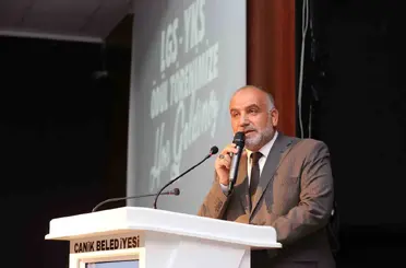 Canik’te öğrenciler ödüllerine kavuşuyor
