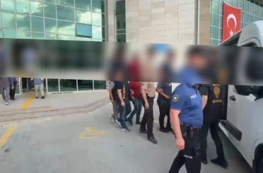 Çankırı’da polis aranan şahıslara geçit vermedi: 7 tutuklama 