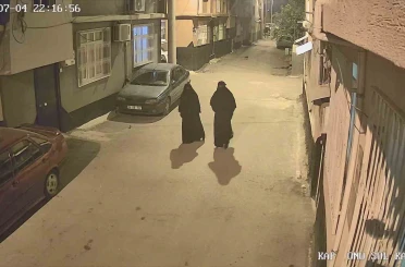 Çarşaf giyip keşif yaptılar, 40 dakikada servet çaldılar 