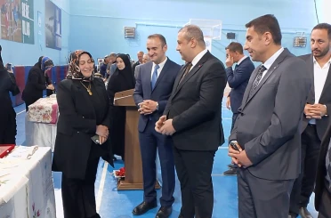 Çat’ta Halk Eğitim Merkezi yıl sonu sergisine büyük ilgi 