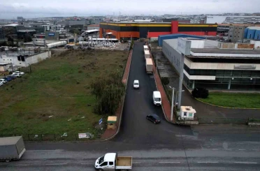 Çayırova’da hal binasına ulaşım güçlendirildi 