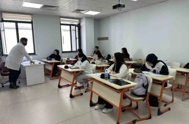 Çayırova’da üniversiteye hazırlık kursları başladı 