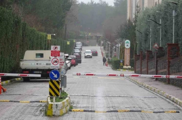Çekmeköy’de asansör boşluğunda sıkışan kişi hayatını kaybetti 