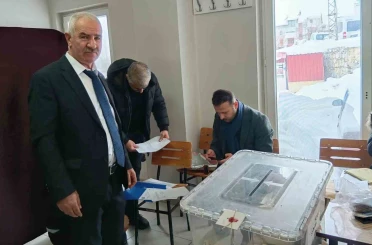 Çelikhan Esnaf ve Sanatkarlar Odası’nda başkanlık seçimi yapıldı 