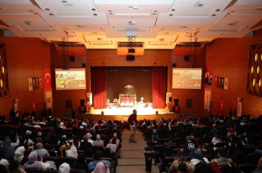 Cengiz Aytmatov’a Talas’ta görkemli anma 