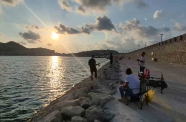 Çeşmi Cihan Amasra’da yaz bitti ama deniz sezonu kapanmadı 