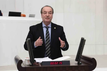 Cevdet Akay’dan Bakan Tekin’e Karabük’teki eğitim sorunlarına ilişkin soru yağmuru 