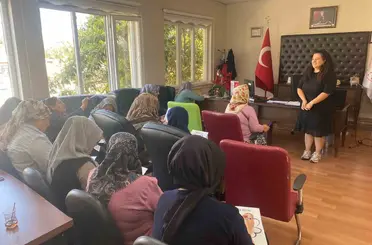 Ceyhan’da ailelere "Aile İçi İletişim" eğitimi verildi
