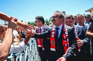 Chobani kurucusu ve CEO’su Hamdi Ulukaya’dan Erzincanspor’a dev destek 