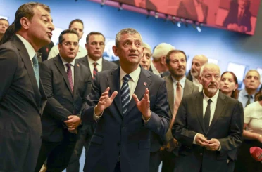 CHP Genel Başkanı Özel: "4- 9 Eylül tarihleri arası CHP’nin kuruluş haftası olarak kutlanacak" 