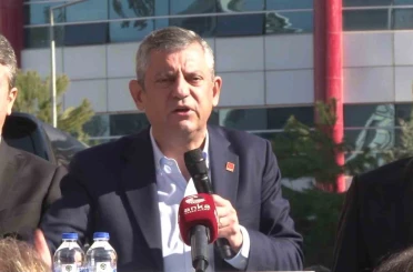 CHP Genel Başkanı Özgür Özel vatandaşlarla bir araya geldi 