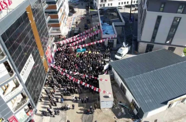 CHP Genel Başkanı Özgür Özel’in halk buluşmasına vatandaş ilgi göstermedi 