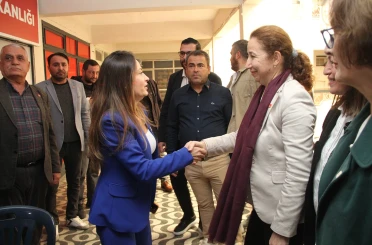 CHP İl Başkanı Özalper, Kula’da partisinin ilçe yönetimiyle buluştu 