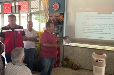 Çiftçiler bitki koruma ve tarımsal destekler konusunda bilgilendirildi 