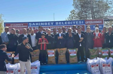 Çiftçilere bin 700 ton tohum ve 2 bin ton gübre desteği