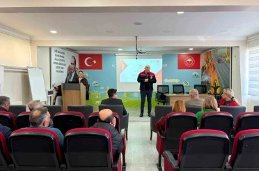 Çiğ sütte üretim sözleşme değişliği bildirim süreleri 30 güne çıkarıldı 