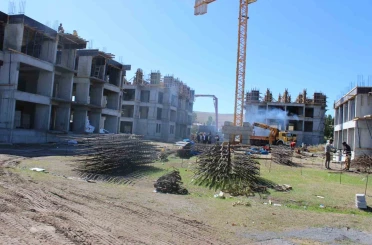 Çıldır da 2. etap TOKİ hızla yükseliyor 