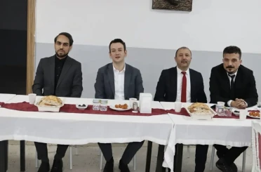 Çıldır Şehit Öğretmen Sezgin Yolcu Yatılı Bölge Ortaokulu’nda iftar buluşması 