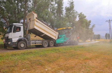 Çımağıl grup yolunda asfalt bakım ve onarım çalışmaları sürüyor 