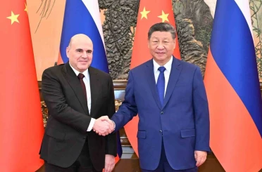 Çin Devlet Başkanı Xi, Rus Başbakan Mişustin ile görüştü 