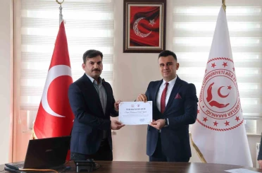 Çocuk hakları komitesi üyelerine dijital okuryazarlık ve akran zorbalığı ile mücadele eğitimi 