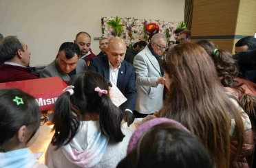 Çocuklar için ücretsiz şenlik düzenlendi, aileler akın etti 