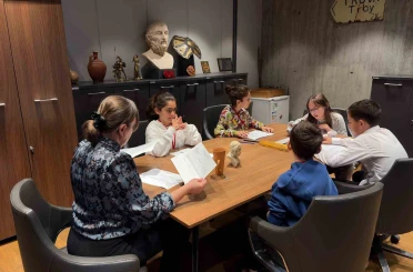 Çocuklar Troya Müzesi’ni ele geçirdi