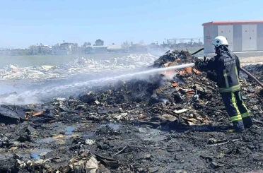 Çöp ve hurdalar yine alev aldı vatandaşlar duruma isyan etti 