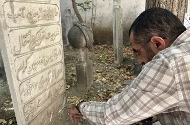 Çorakkapı Haziresi’nde tarih sessizliğe, mezarlar bakımsızlığa terk edildi