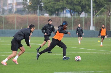 Corendon Alanyaspor, Galatasaray maçı hazırlıklarını sürdürdü 