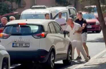 Çorlu’da yol verme kavgası kamerada 