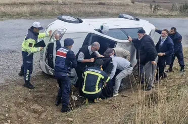 Çorum’da otomobil devrildi: 2 yaralı
