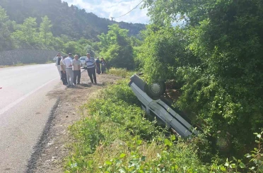 Çorum’da otomobil şarampolde takla attı: 1 yaralı 