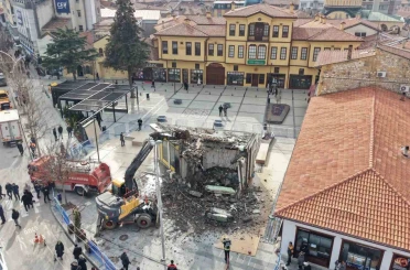 Çorum’da son binanın da yıkılmasıyla tarihi silüet gün yüzüne çıktı 