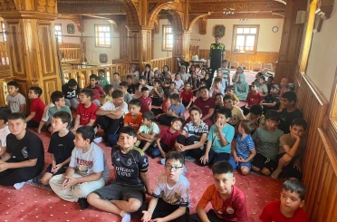 Cumayeri’nde yaz Kur’an kursu öğrencilerine trafik bilinci eğitimi 